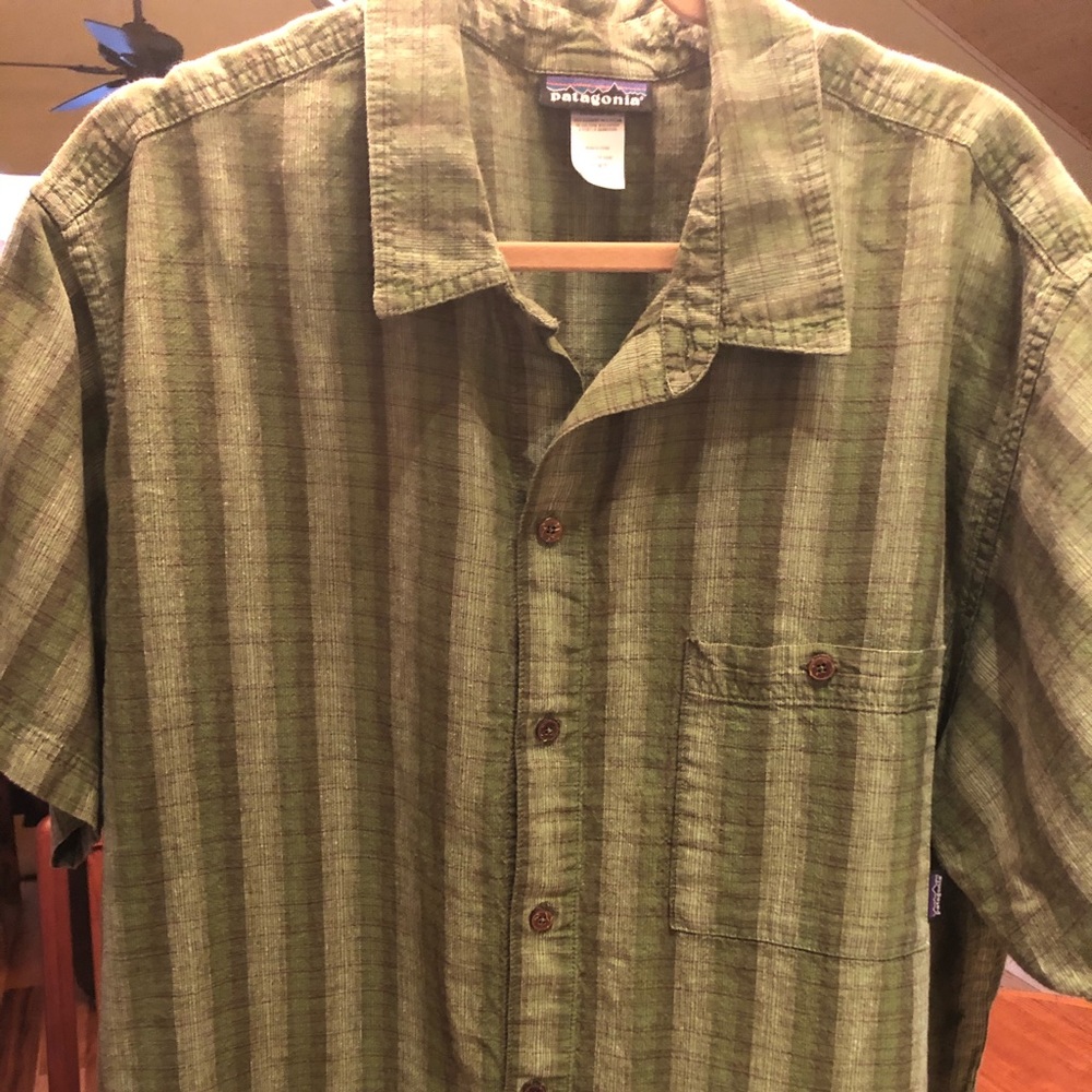 Men’s Patagonia Short Sleeve Button Down Shirt